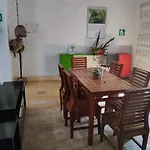 La Casa De Petra Food House
