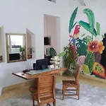 La Casa De Petra Food House