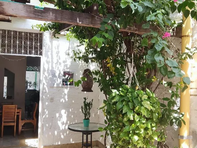 La Casa De Petra Food House